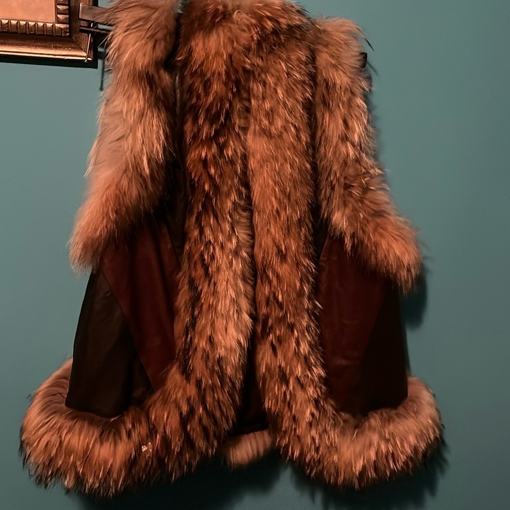 Women's Faux Fur Vest - Brown